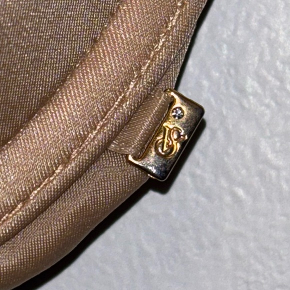 Victoria's Secret Very Sexy Shimmering Nude Lustrous Push up Bra - Picture 3 of 12